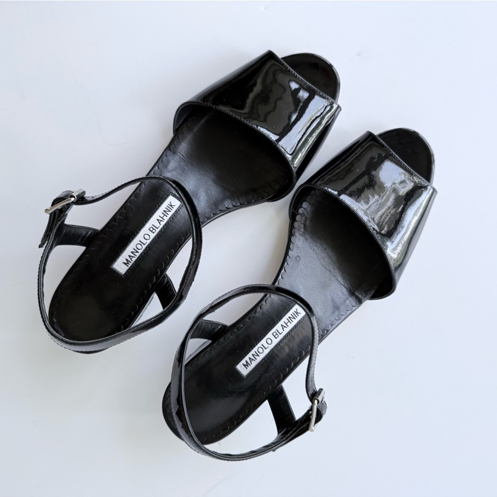 Manolo Blahnik Affian Sandal in Black Patent Leather 39 / 8 - Picture 7 of 16